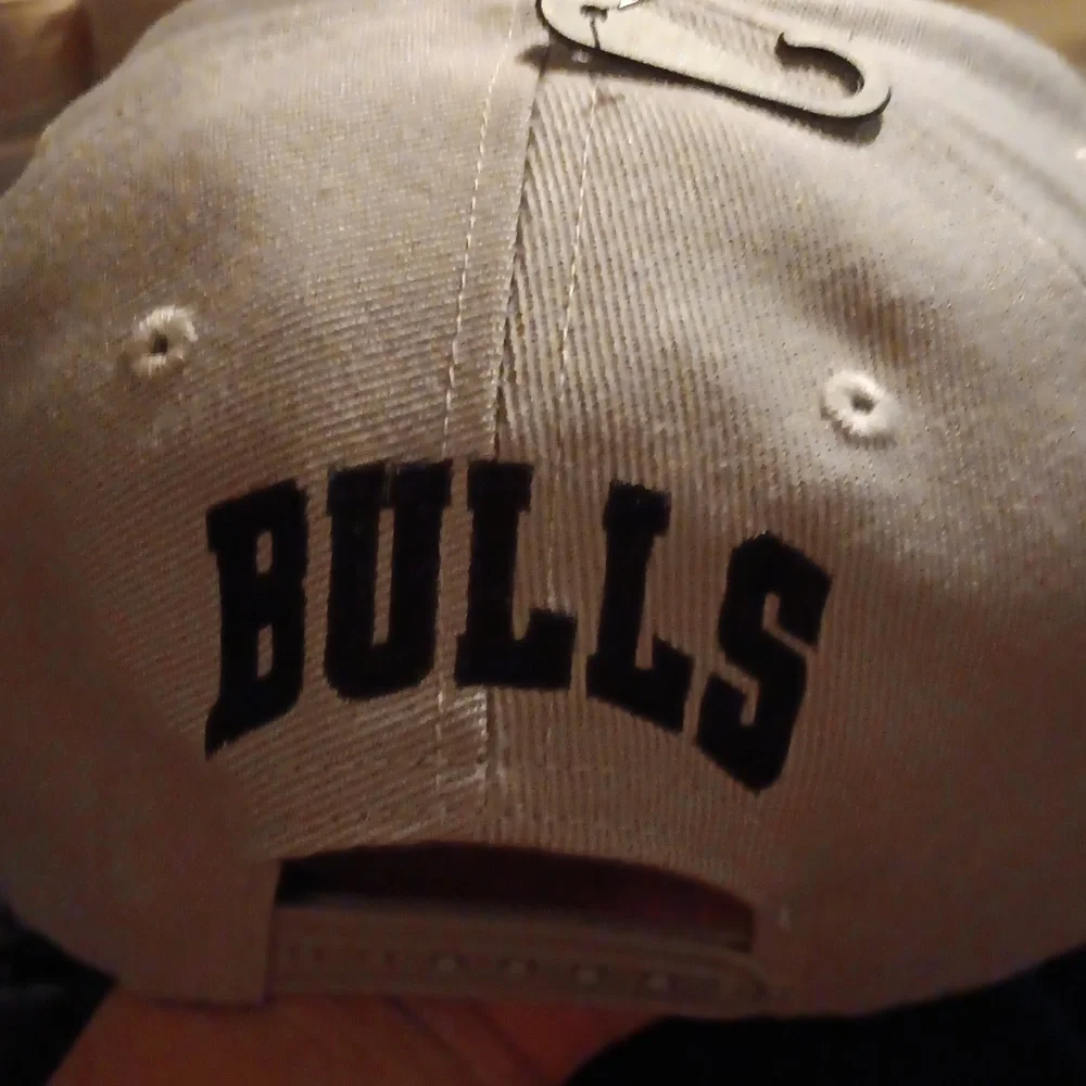Bulls snapback - Picture 3 of 5